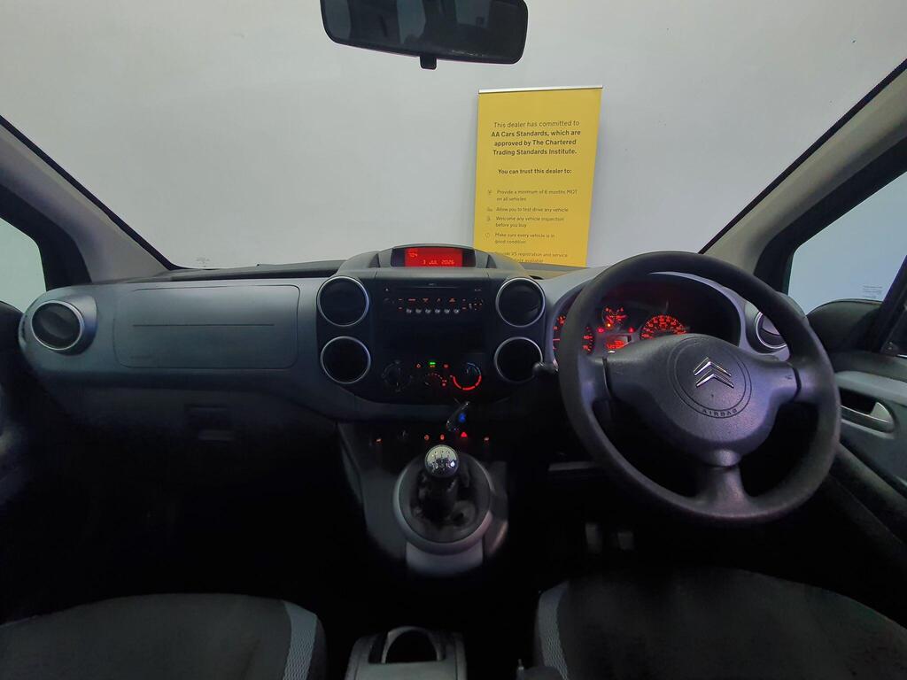 Photo 13