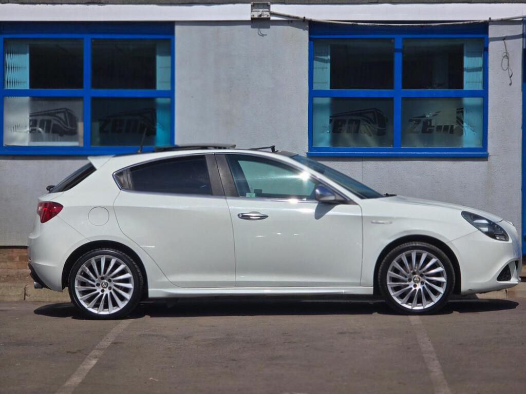 2011 Alfa Romeo Giulietta